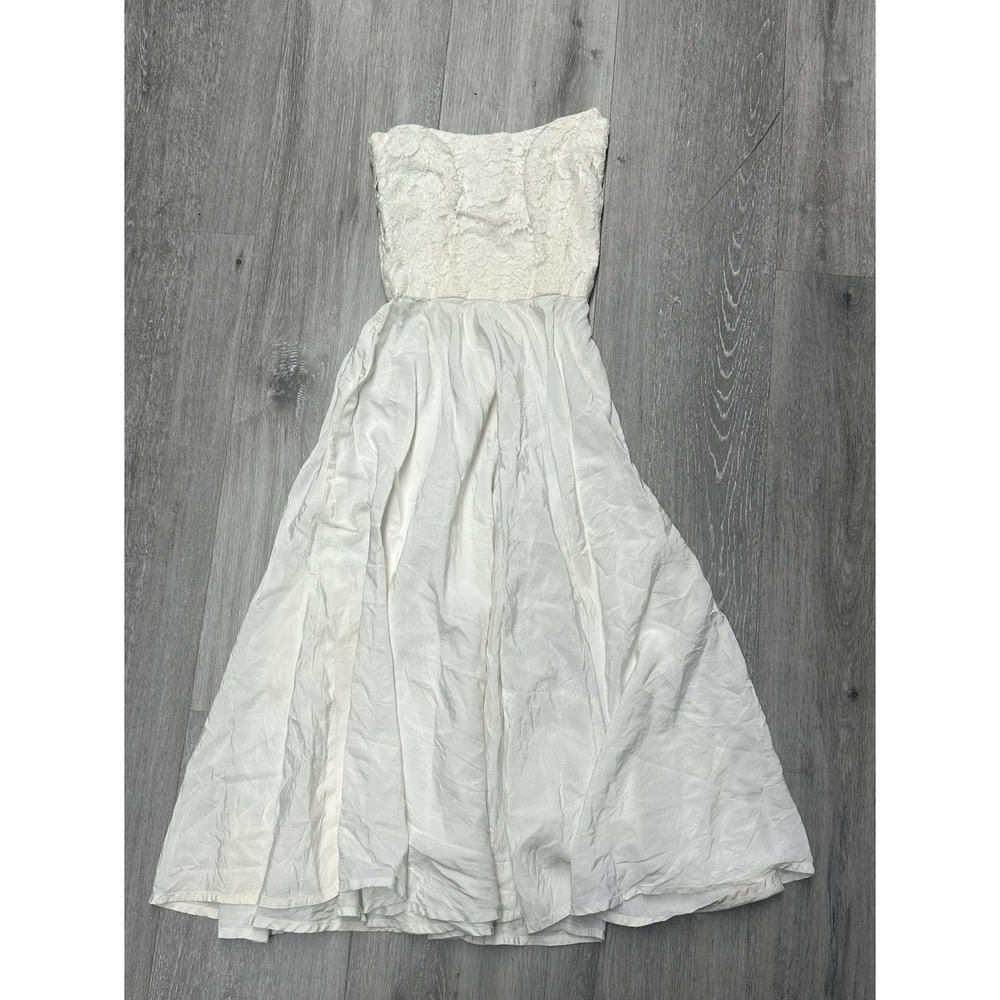 Vintage 60s 70s Handmade White Lace Bustier Skater Mod Hemmed Wedding Dress